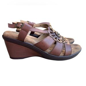 WALKING CRADLES “Lindsey” Brown Leather Slingback Wedge Sandals Comfort Sz 8M